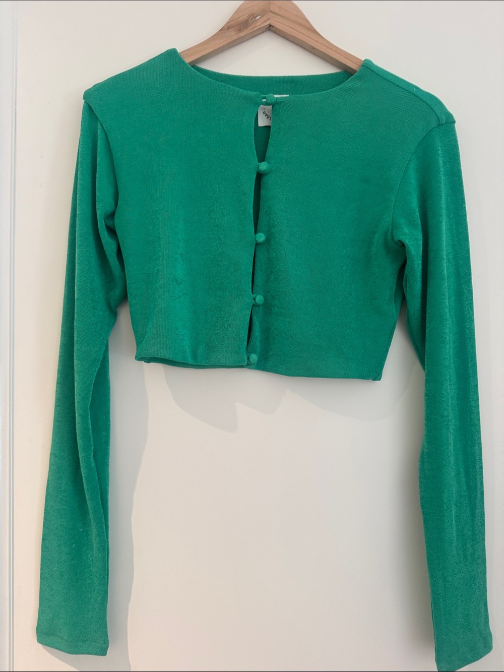 With Jean Emerald Green Cropped Button-Back Long Sleeve Top